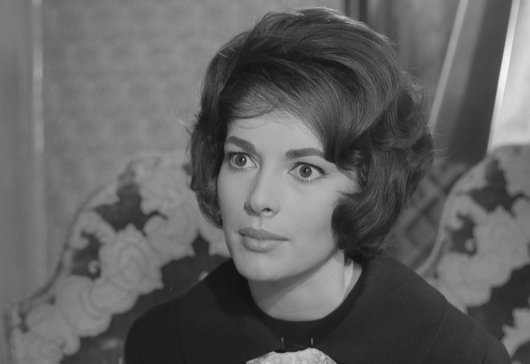 Karin Dor in "Der grüne Bogenschütze", 1961.